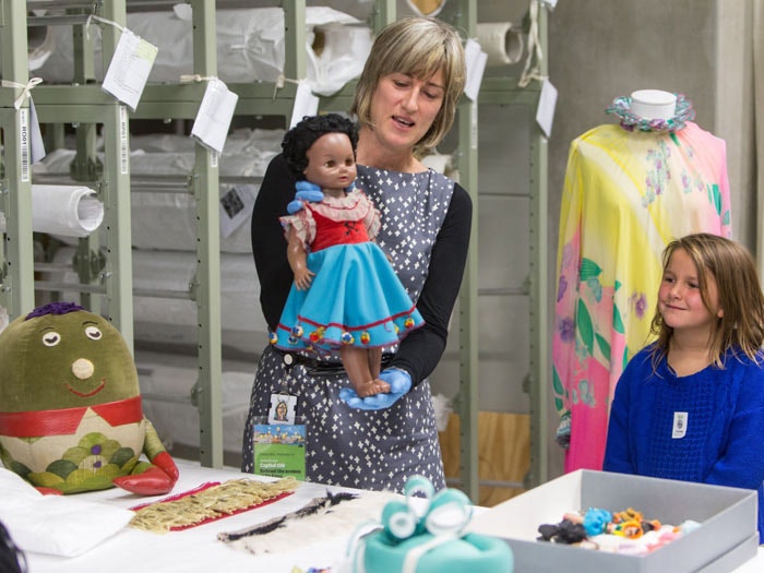 Manu from Playschool. Cable Street Open Day, 2015. Photograph by Michael Hall. Te Papa Manu from Playschool. Cable Street Open Day, 2015. Photograph by Michael Hall. Te Papa
