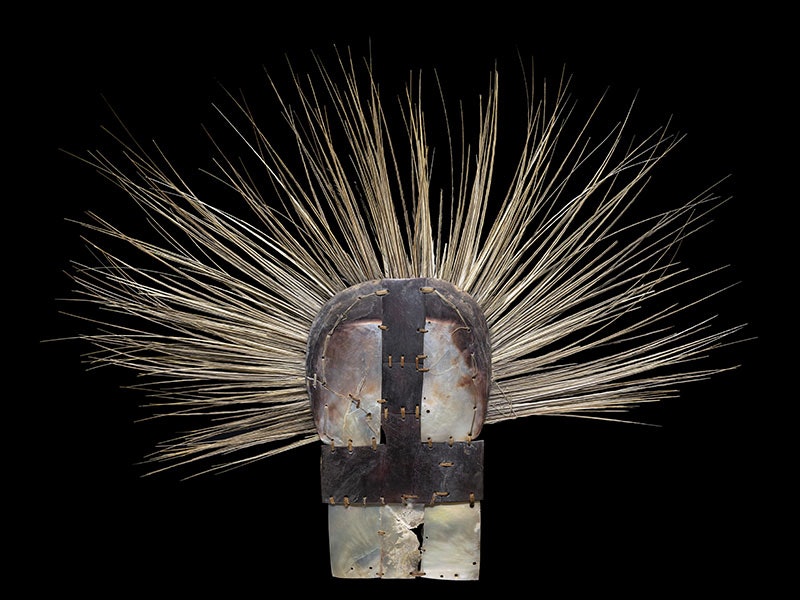Parae (headdress), 1700s, Society Islands, maker unknown. Gift of Lord St Oswald, 1912. CC BY-NC-ND 4.0. Te Papa (FE000336/2) =""