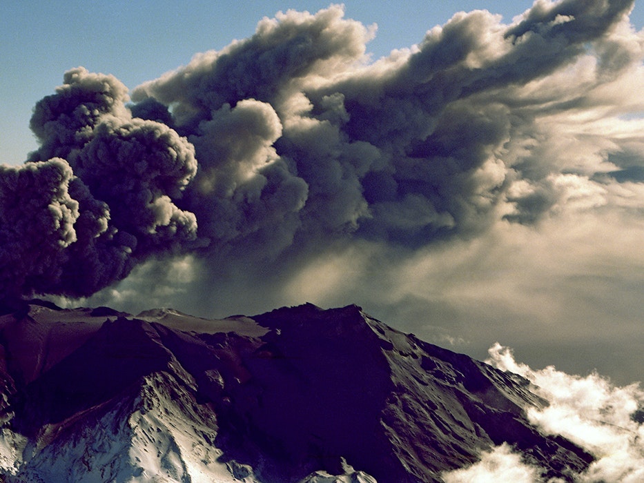 Detail of Mount Ruapehu Eruption, June 1996. Photo by Lloyd Homer/ GNS Science (3561) A snow-topped volcano that is spouting volcanic ash and smoke.